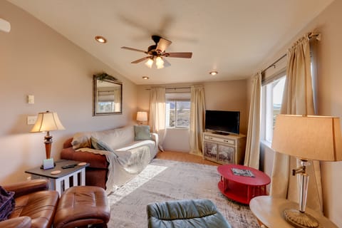 Close to Hot Minerals Soak! Glacier NP Stopover Apartment in Idaho