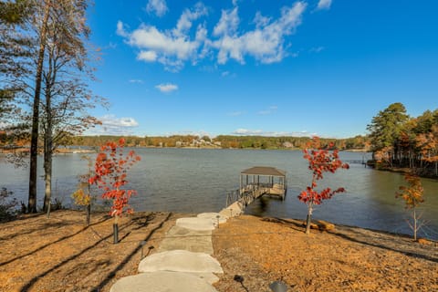 Dock + Game Room: Luxe Retreat on Rhodhiss Lake! House in Caldwell