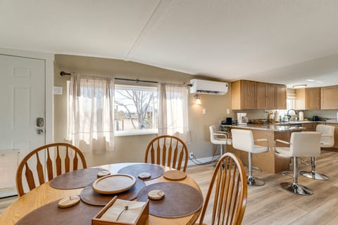 7 Mi to Dakota Hot Springs: Penrose Group Getaway! House in Colorado