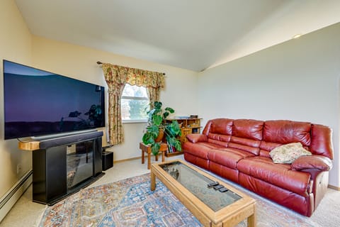 Dog Friendly! Helena Valley Home w/ Mtn Views House in Idaho