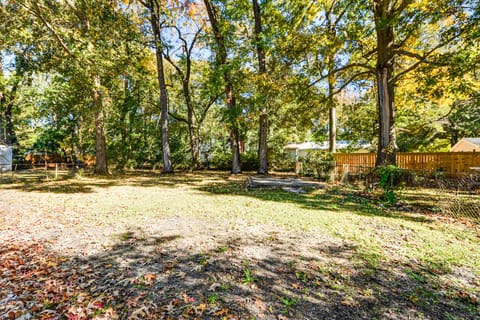 Extended Stay in Charleston! 5 Mi to Historic Dtwn House in Johns Island