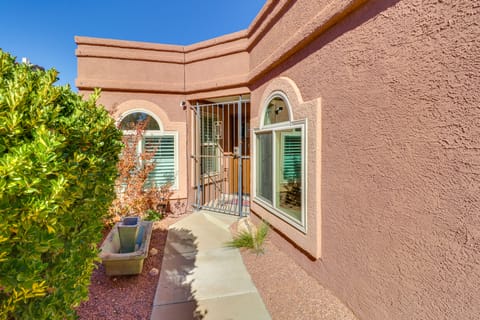 Covered Patio & Private Yard: Albuquerque Retreat House in Albuquerque