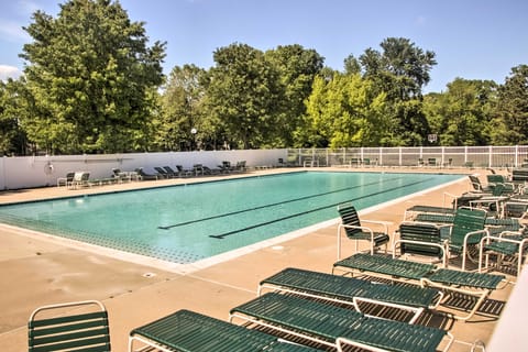 Theater Room & Deck at Massive Salt Pond Home! House in Ocean View