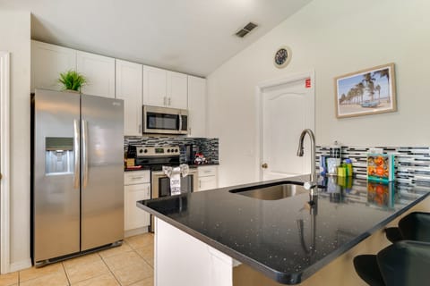 Peaceful Clermont Gem w/ Pool, 9 Mi to Disney! House in Four Corners