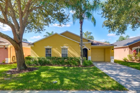 Peaceful Clermont Gem w/ Pool, 9 Mi to Disney! House in Four Corners