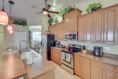 Family Fun! Spacious Home in Cape Coral House in Cape Coral