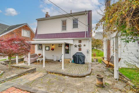 Monthly Stay Special! Cozy Cottage in Huntington House in Huntington