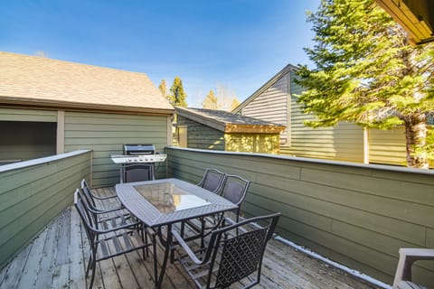 Private Sauna! Spacious Ski Condo Near Winter Park Apartment in Fraser