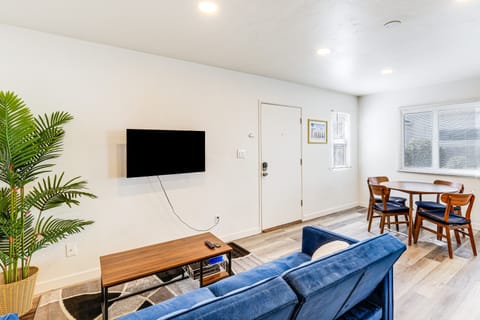 < 1 Mi to Pacific Beach: Peaceful San Diego Gem! Apartment in Mission Bay