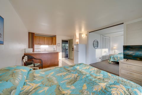 Steps to the Kona Coastline! Poolside Studio Apartment in Holualoa