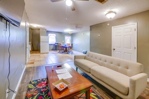 Rural Retreat in Fort Valley: 8 Mi to Main Street! Apartment in Georgia