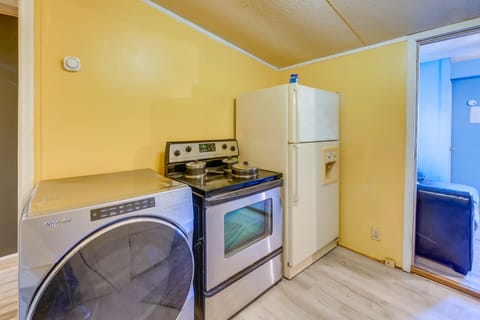 Countryside Escape, 8 Mi to FVSU & Main Street! Apartment in Georgia