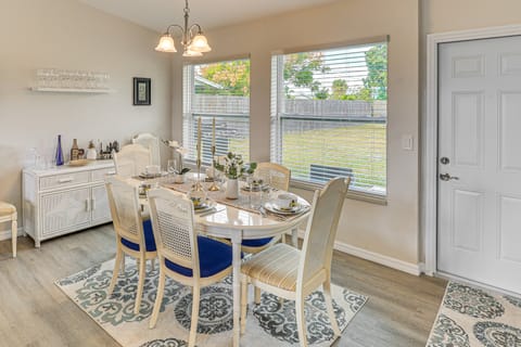 Golf, Boat & Beach-Hop: Quiet Port Charlotte Home House in Port Charlotte