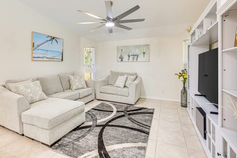 Canal-Front Home w/ Fishing Dock in Port Charlotte House in Port Charlotte