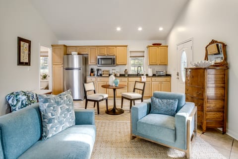 2 Mi to Dtwn! Waterfront Gem on Wicomico River Apartment in Salisbury