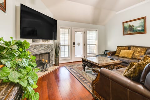 Gateway to Aggieland! College Station Family Home House in College Station