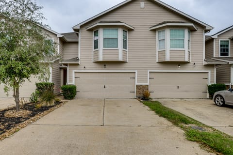 Traveling Pros Hub: Extended Stay in Houston Apartment in Houston