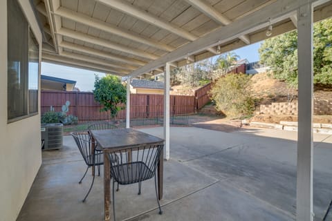 Home 8 Mi to Dtwn Riverside: Families Welcome! House in Moreno Valley