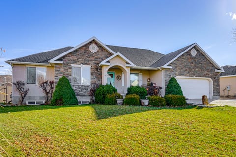 3,500-Sq-Ft Holiday Gem w/ Game Room in Heber City House in Heber City