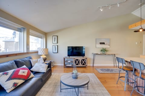 Hike, Bike & Ski! Downtown Crested Butte Condo Apartment in Crested Butte