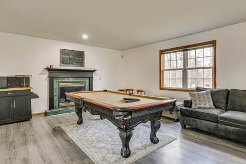 Hike, Ski & Game: Spacious Poconos Home w/ Yard House in Coolbaugh Township