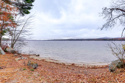 Lake Winnisquam Home: Fish, Hike & Explore! House in Lake Winnisquam