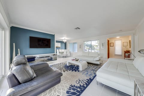 3 Mi to Beach! Poolside Escape in Fort Lauderdale House in Pompano Beach