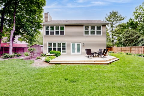 Heart-Shaped Pond! Carmel-Westfield Area Home House in Westfield