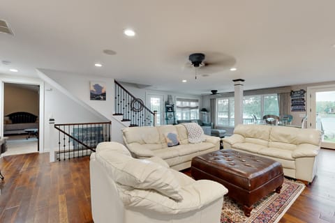 Lakefront + Dock! Family-Friendly Wisconsin Escape House in Lake Wisconsin