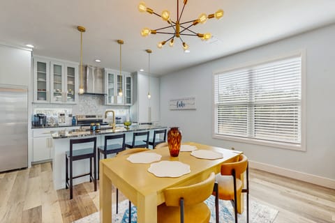 Modern Living in Texas! Home 2 Blocks to Lake LBJ House in Granite Shoals