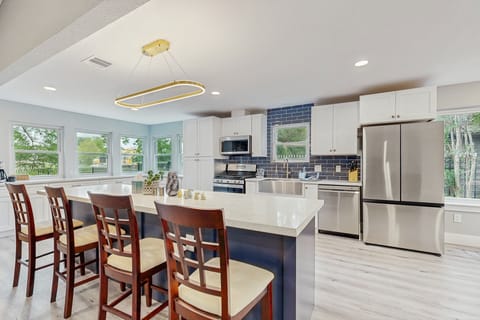 Dog-Friendly Houston Home w/ Deck & Yard House in Houston