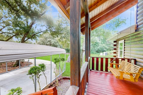 Waterfront Views! Countryside Cabin in Clermont House in Groveland