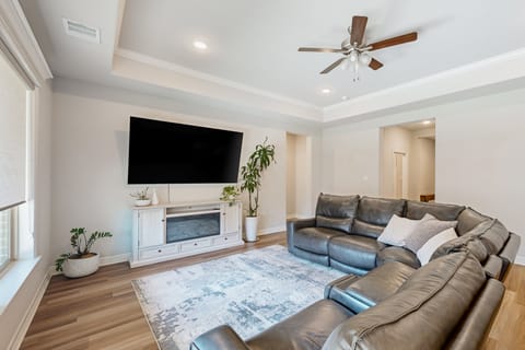 Family Retreat! South College Station Home w/ Yard House in College Station