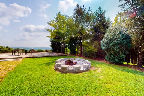 Hot Tub, Lake Monroe Views! 22-Acre Outdoor Oasis House in Indiana