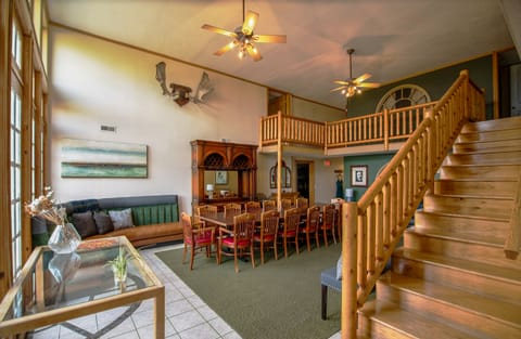 Hot Tub, Lake Monroe Views! 22-Acre Outdoor Oasis House in Indiana