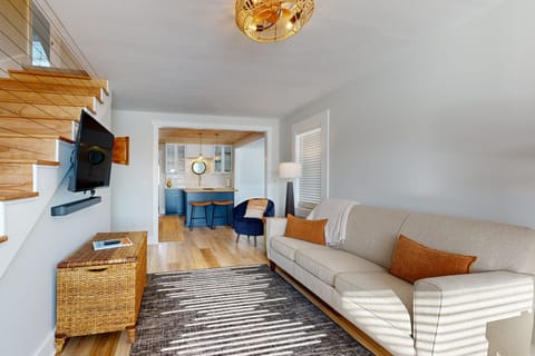 Walk to Beach & Dtwn East Tawas! Lake-View Retreat House in East Tawas