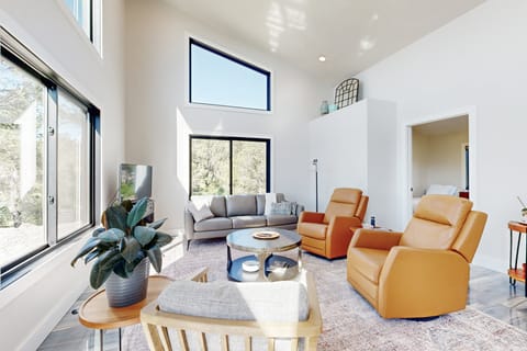 Modern, 35-Acre Mtn Escape in Cedaredge! House in Colorado