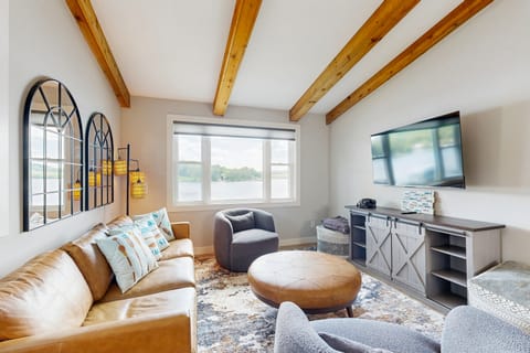 Boat & Fish! Lodi Retreat w/ Dock & Watercraft House in Wisconsin