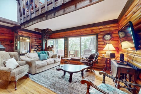 Adirondacks in Style! Lake House w/ Deck, Fire Pit House in Hadley