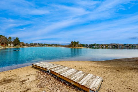 1/2 Mi to Lake! Traverse City Retreat w/ Dock House in Michigan