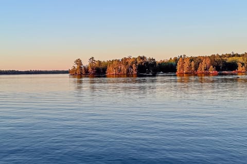 Private Dock! Family-Friendly Rainy Lake House House in Minnesota