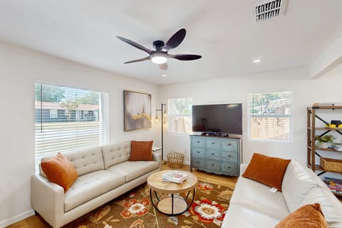 Game Room! Family Home, 6 Mi to Pearl District House in San Antonio