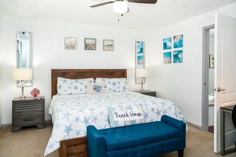 Boat Dock! Canal-Front Family Retreat in PCB House in Upper Grand Lagoon