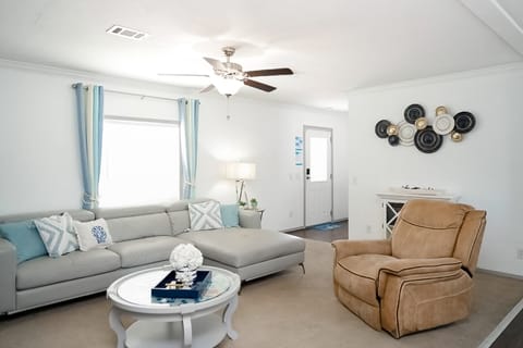 Boat Dock! Canal-Front Family Retreat in PCB House in Upper Grand Lagoon