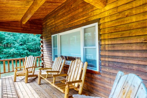 Wooded Family Retreat! 11 Mi to Acadia Entrance House in Trenton