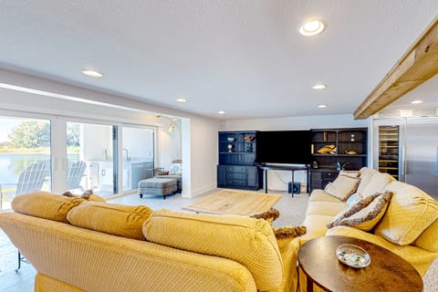 Escape the Heat! Lakefront Paradise in Mount Dora House in Mount Dora