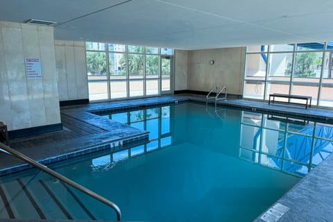 Walk to Beach: Gulf Shores Getaway w/ Pool Access! Apartment in West Beach