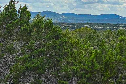 Hill Country Views & Patio: Private Home House in Pipe Creek