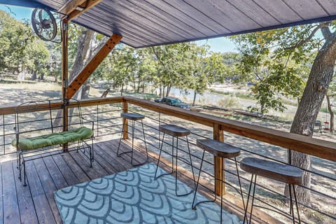 2BR Home on River w/ Outdoor Dining Area & Deck House in Pipe Creek