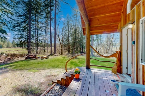 Romantic 15-Acre Hideout Near Foster Creek! House in Washington